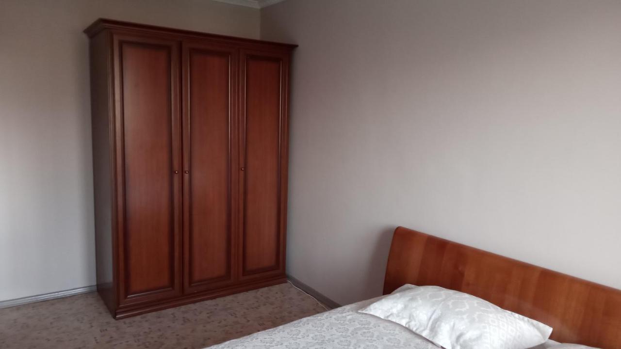 Apartment Shevchenko Panfilova アルマトイ エクステリア 写真