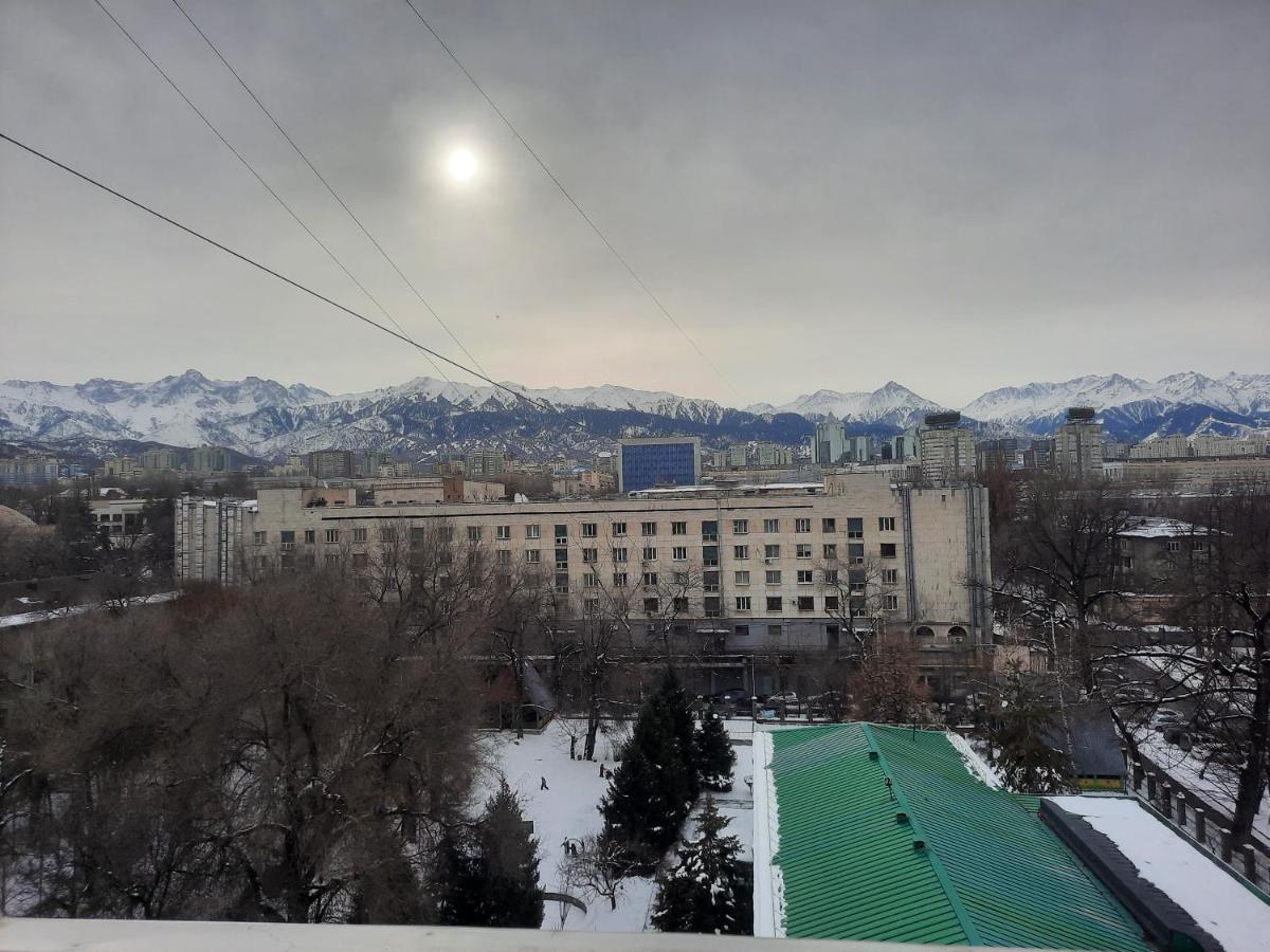 Apartment Shevchenko Panfilova アルマトイ エクステリア 写真